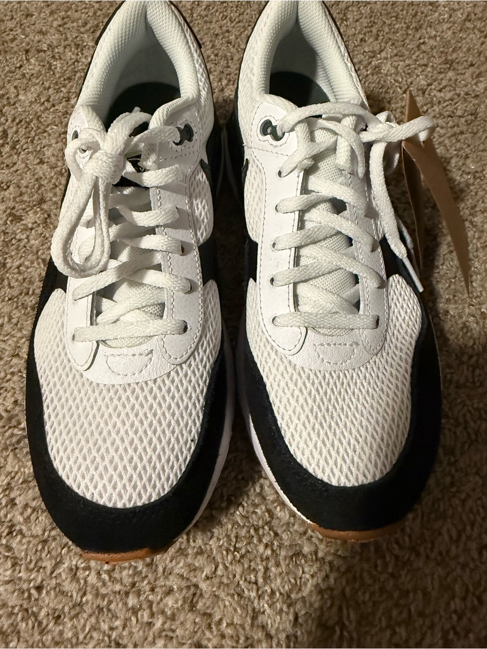 Nike Kids Airmax size 6Y